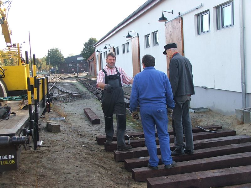 2009-09-30, Museumsbahn Weichenbau16.JPG